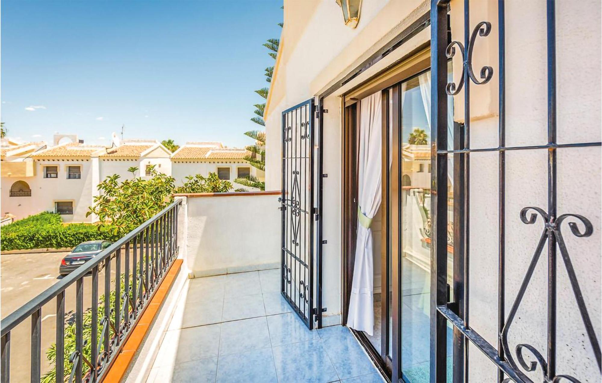 Amazing Apartment In Rojales With Kitchenette Exterior photo
